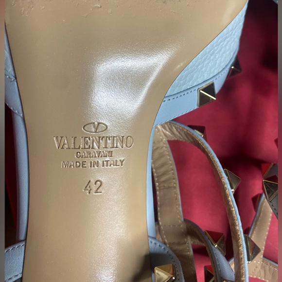 Valentino Garavani Rockstud Caged
Heels Light Blue/Pastel - Size 42 EU
(US 12) - Picture 5 of 11
